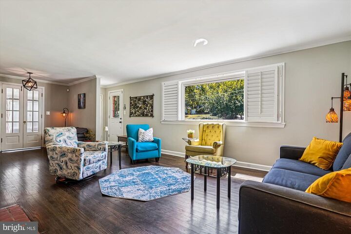 Property Photo:  1506 Hollindale Drive  VA 22306 