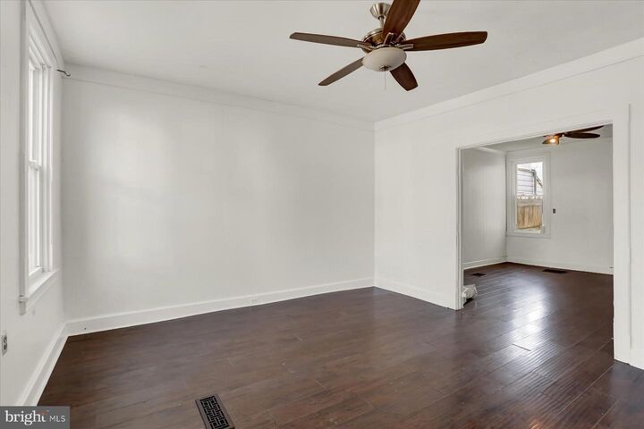 Property Photo: 27 W Simpson Street PA 17055