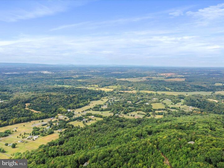 Property Photo:  1195 Applewood Drive  VA 22630 