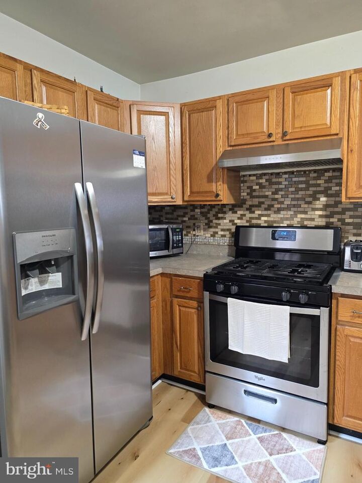 Property Photo:  1529 Derry Street  PA 17104
