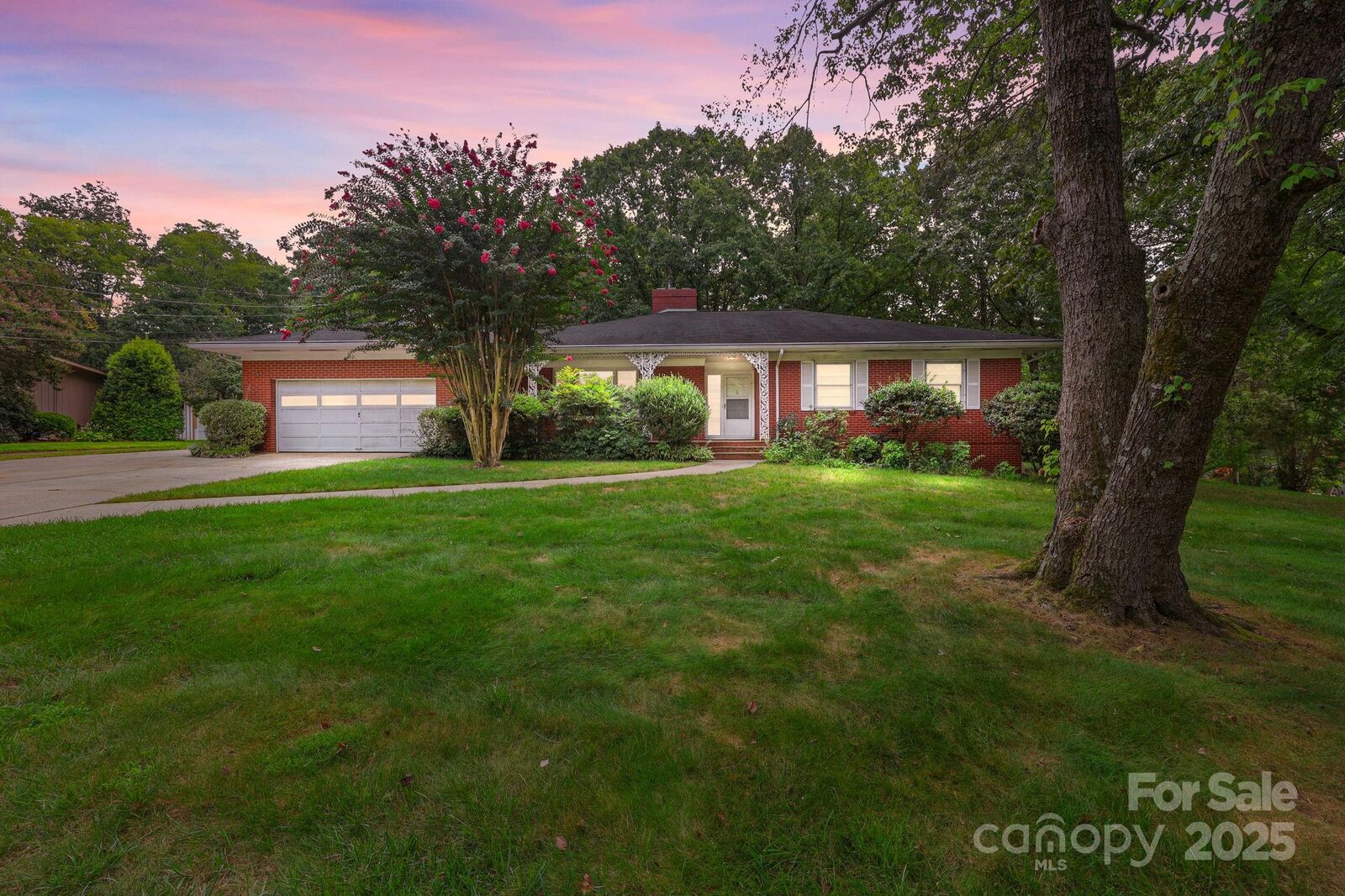 Property Photo:  921 Confederate Avenue  NC 28144