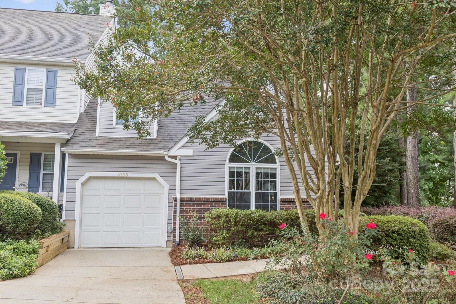 Property Photo: 8333 Southgate Commons Drive NC 28277