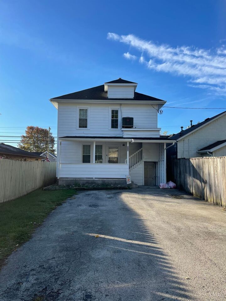 Property Photo: 909 W Main Street OH 45177