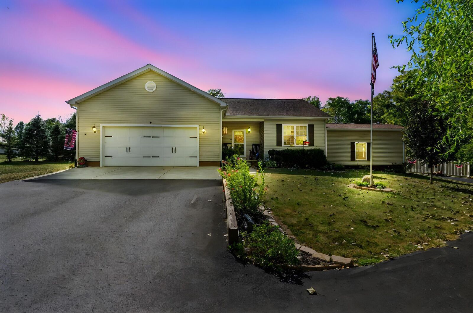 Property Photo: 12220 Darby Creek Drive OH 43319