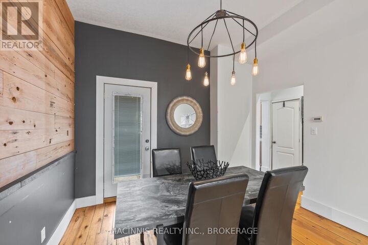 Property Photo:  64 Bay Street  ON K7K 1H6 
