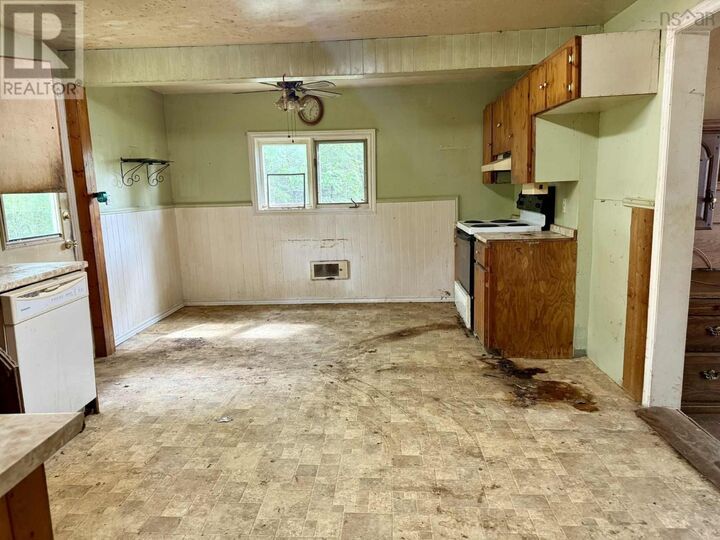 Property Photo: 487 Saunders Road NS B5A 5N6