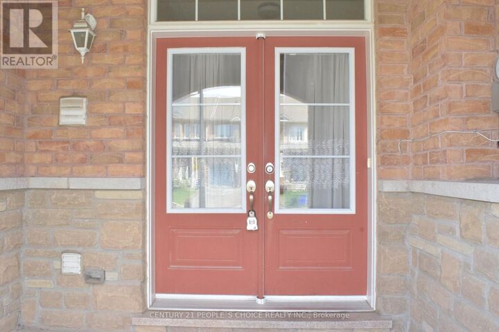 Property Photo:  20 Munch Place  ON L9T 8K6 