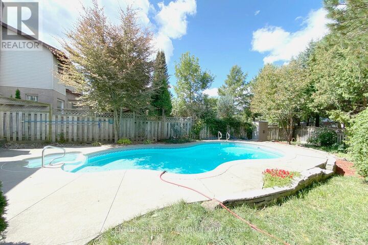 Photo de la propriété:  1030 Aurora Court  ON N6G 4N6 
