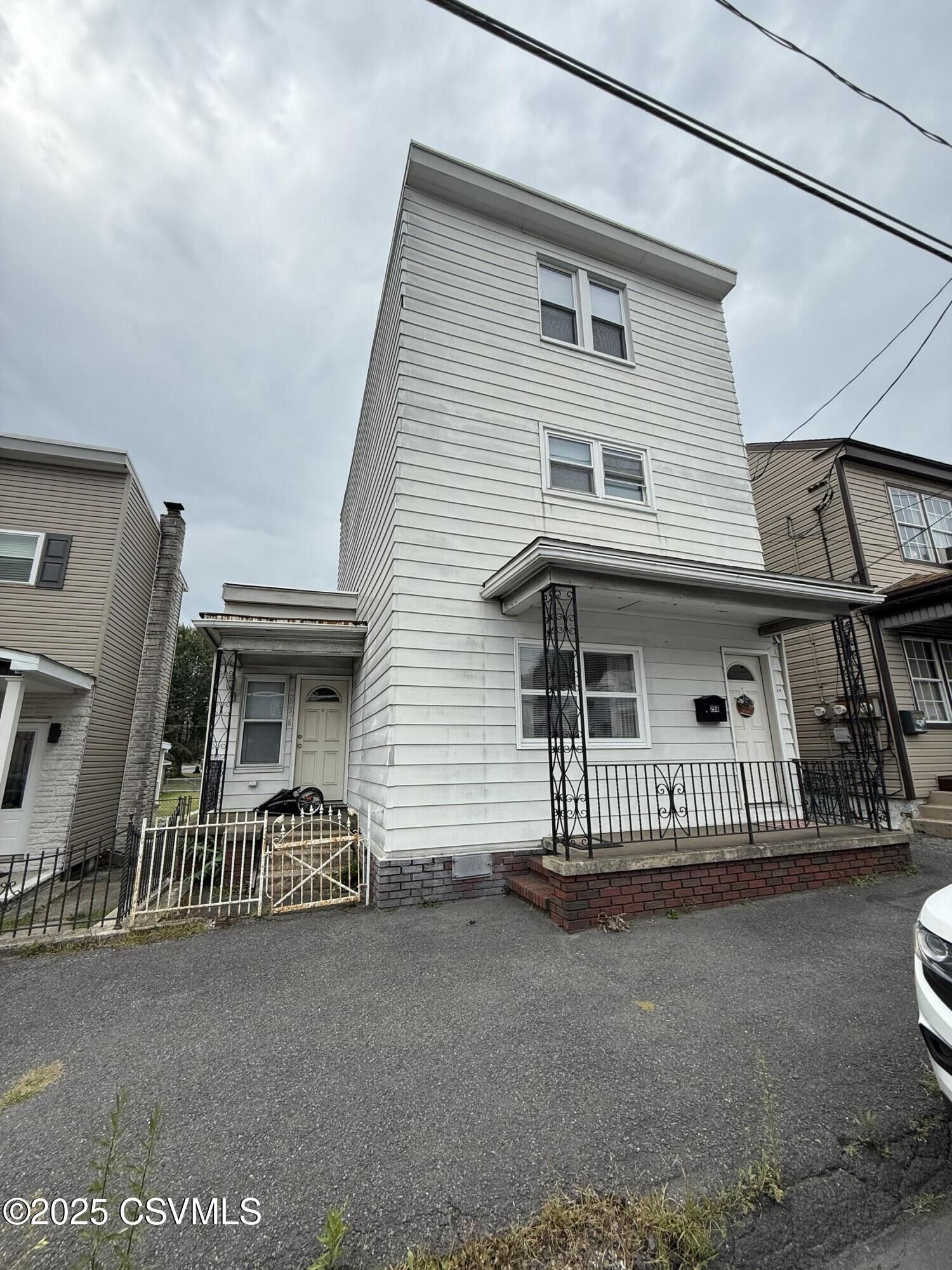 Property Photo:  256 S Lehigh Avenue  PA 17931 