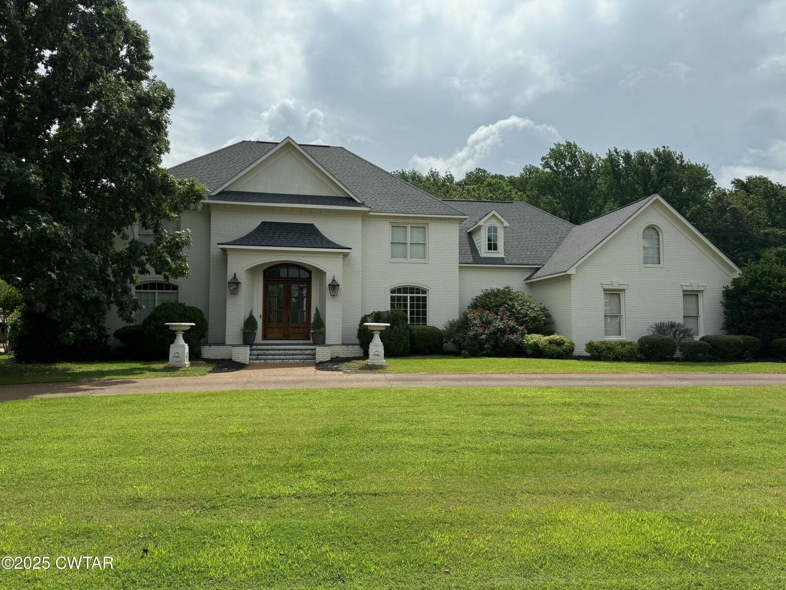 Property Photo:  905 Grayson Lane  TN 38305 