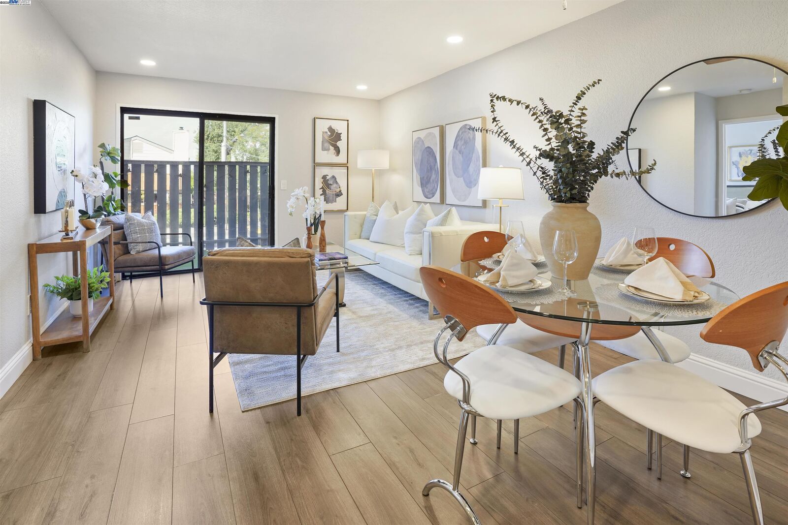 Property Photo: 29300 Dixon St 106 CA 94544