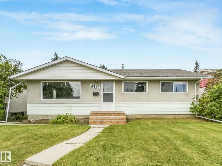 8330 164 Street NW  Edmonton AB T5R 2P8 photo