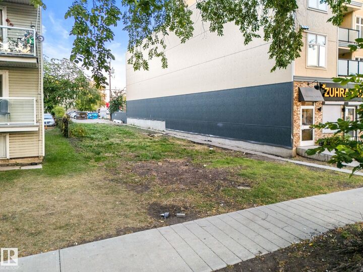 Property Photo:  10709 103 Street NW  AB T5H 2V7 
