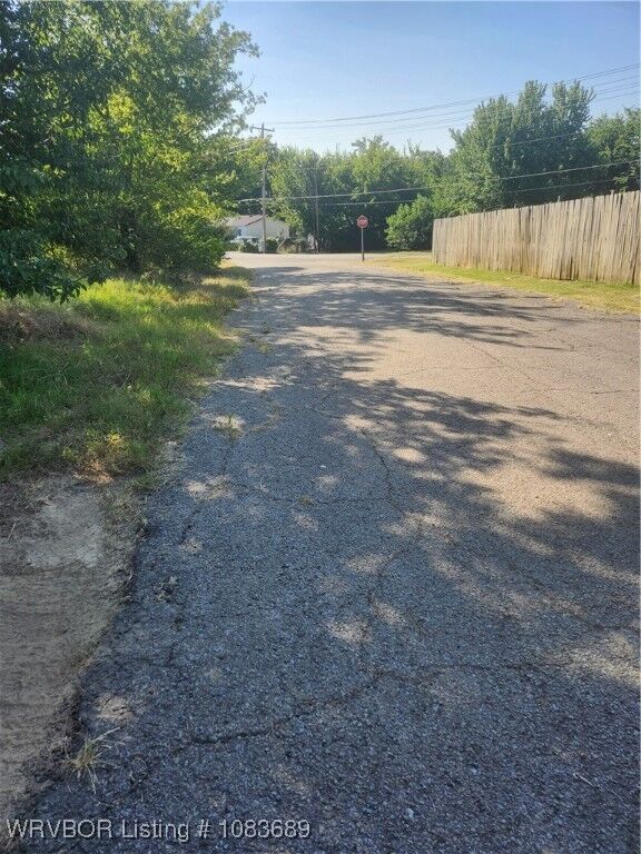 Property Photo:  607 Holsen  OK 74953 