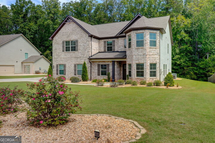 Property Photo: 810 Relic Ridge GA 30228