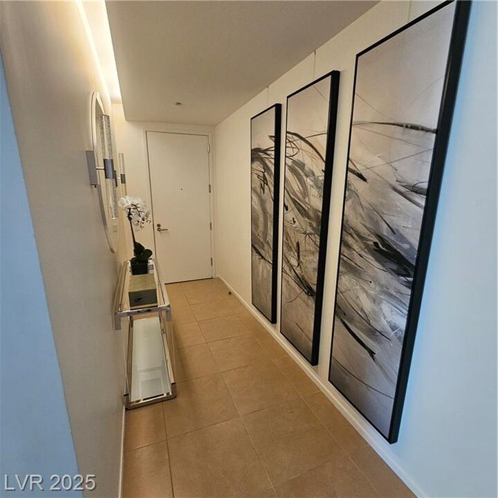 Property Photo: 3722 Las Vegas Boulevard S Boulevard 2512 NV 89158