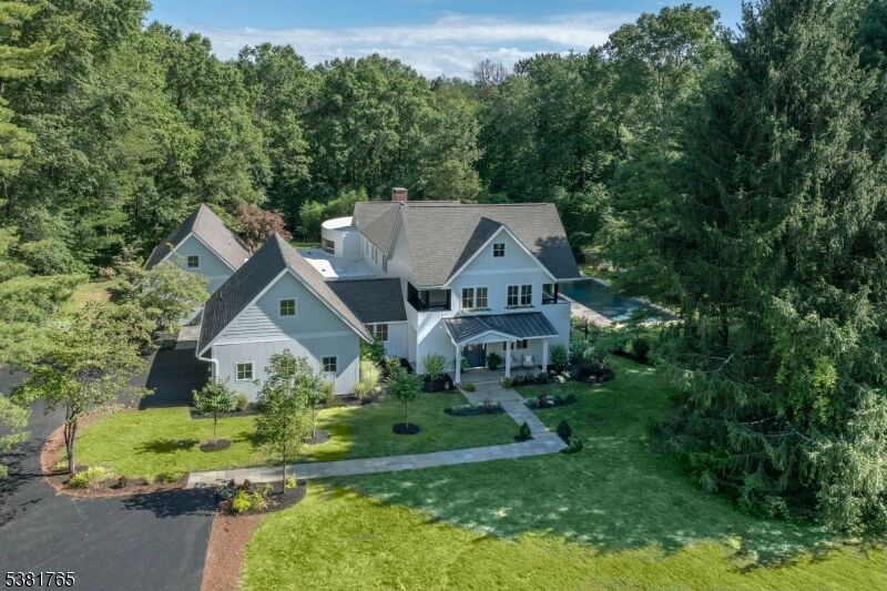 Property Photo:  7 Cedar Hill Dr  NJ 07960 