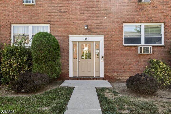 Property Photo:  28 Knox Ter 2B  NJ 07470 