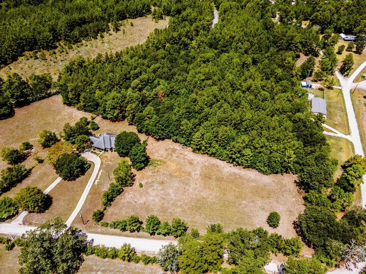 Property Photo:  19 Whispering Pines Road  TX 77358 