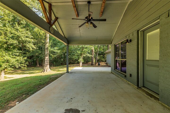 Property Photo:  11635 Forest Glen Drive  TX 77318 