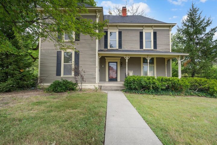 Property Photo:  303 E 9th Street  MO 65251 