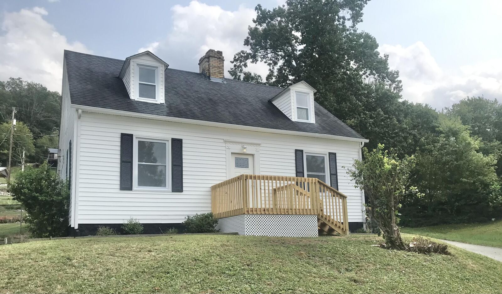 Property Photo: 411 Webb Street KY 41164