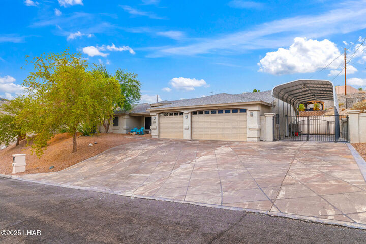 Property Photo:  3041 Douglas Dr  AZ 86404 