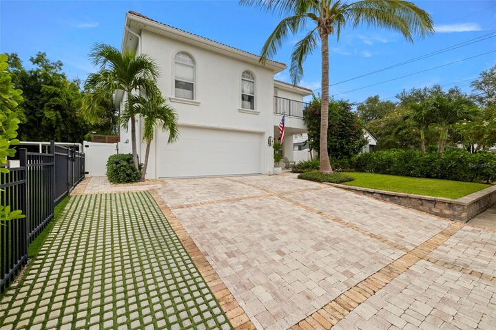 Property Photo:  3903 W Tacon Street  FL 33629 