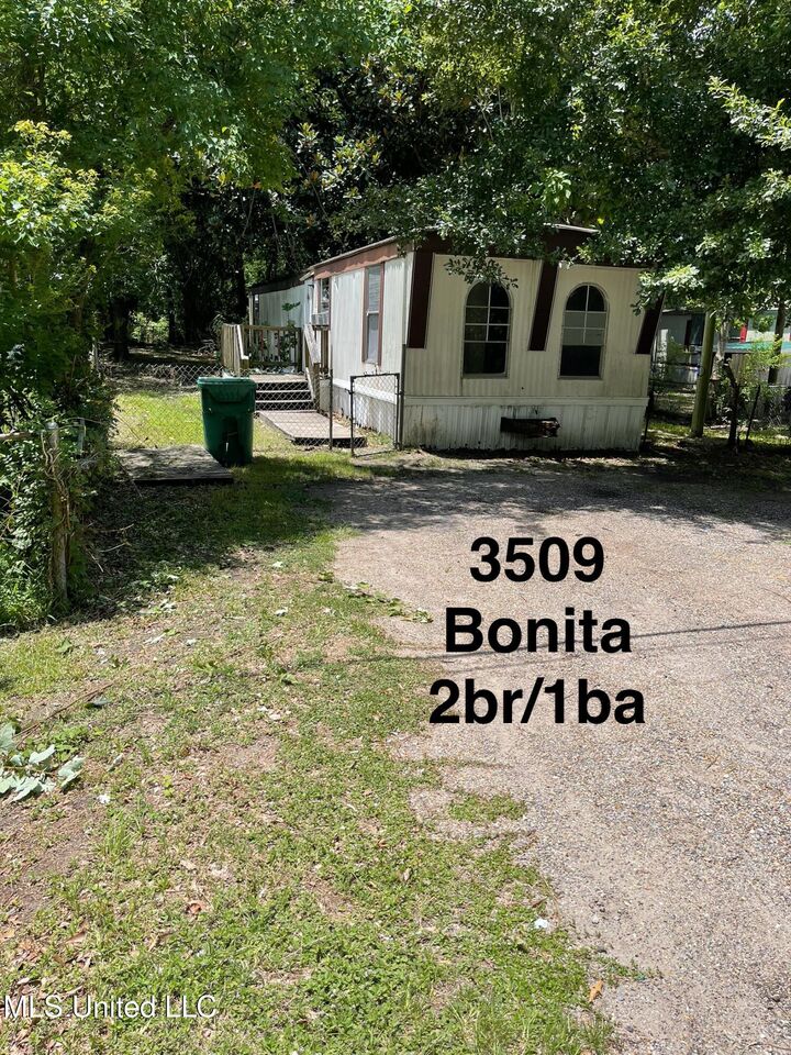 Property Photo: 3504 Bonita Road MS 39553