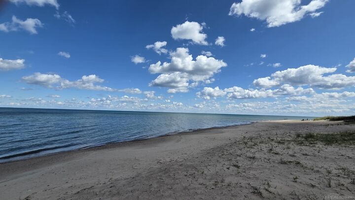 Property Photo: 1050 Lakeside Drive MI 48469