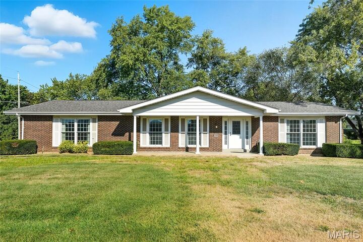 Property Photo: 2499 S Old Highway 94 MO 63303