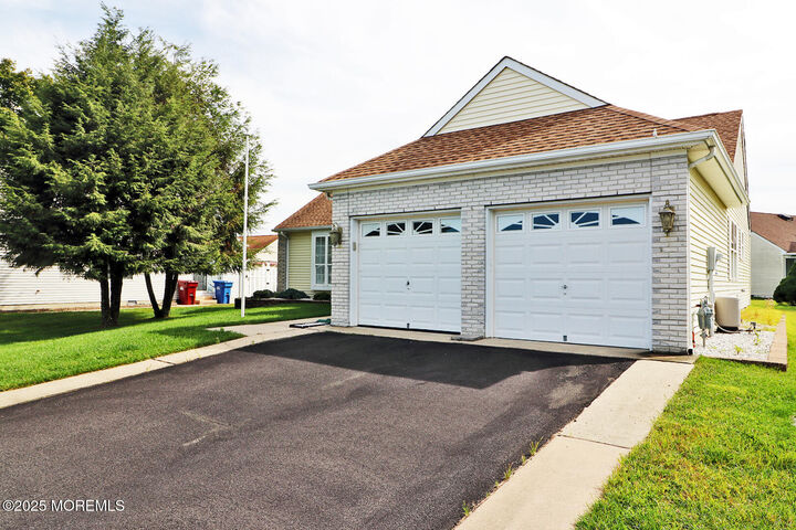 Property Photo: 5 Corfu Court NJ 08757