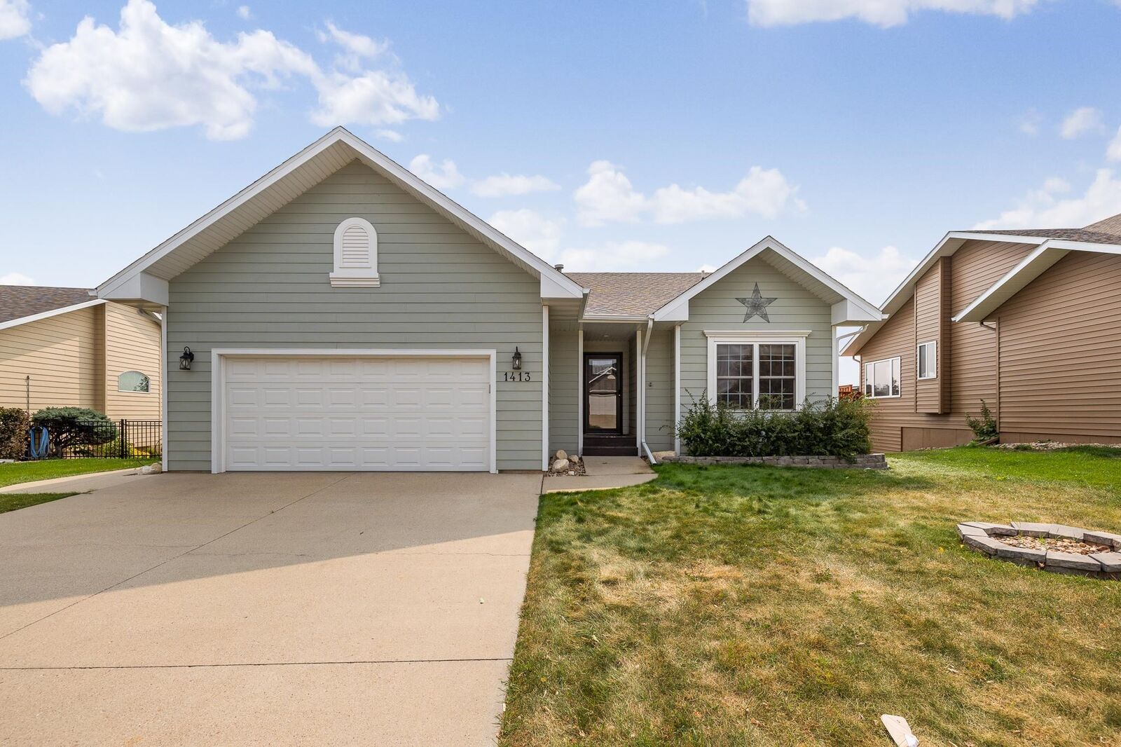 Property Photo: 1413 Edinborough Drive SD 57702