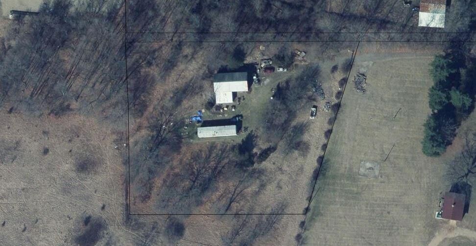 Property Photo: 4384 Bankers Road MI 49242
