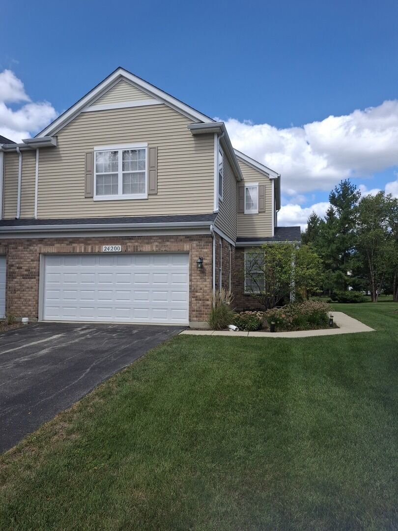 Property Photo: 24200 Leski Lane IL 60585