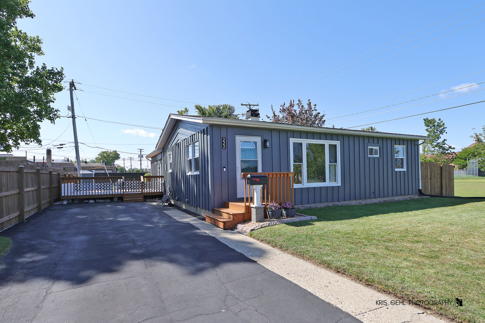 Property Photo:  222 W Church Street  IL 60084 