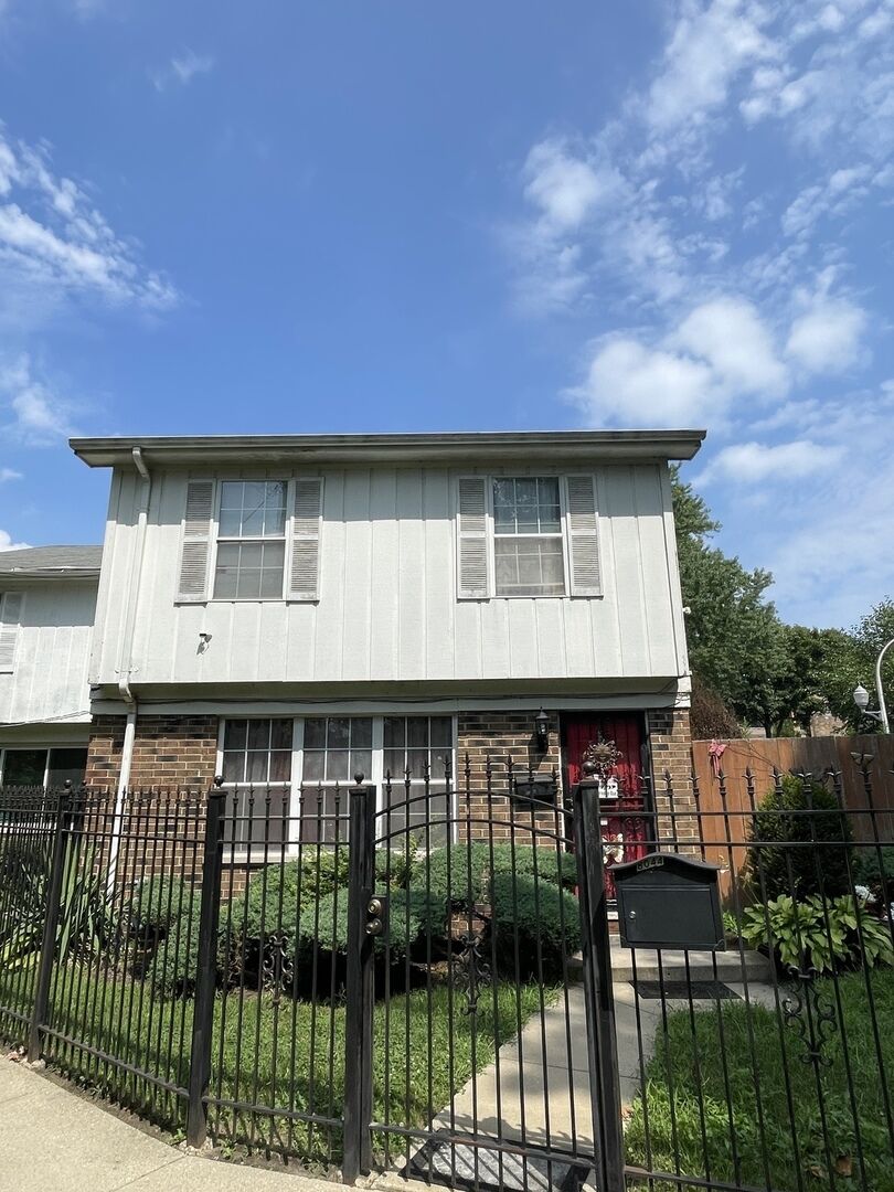 Property Photo:  8044 S Colfax Avenue  IL 60617 
