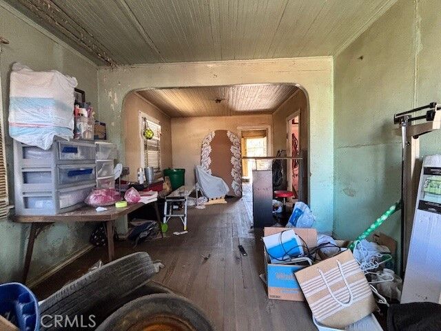 Property Photo: 10722 Anzac Avenue CA 90059