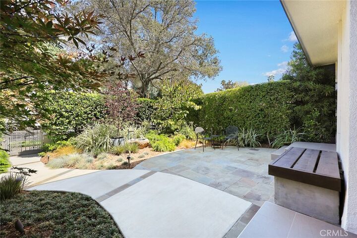 Property Photo: 832 S Orange Grove Boulevard 2 CA 91105