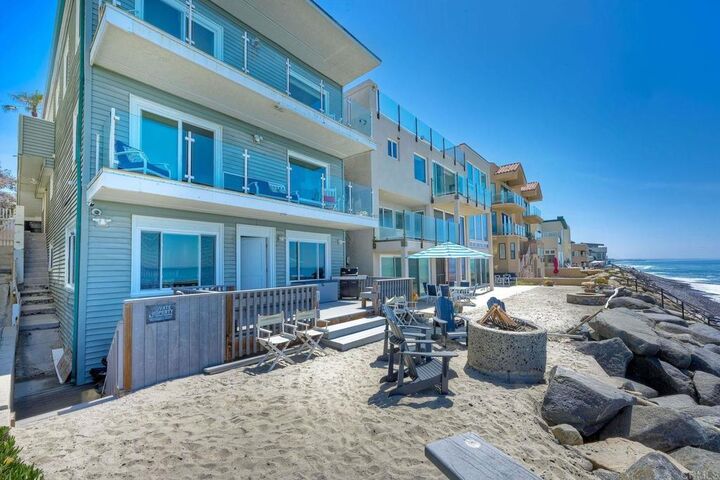 Property Photo:  1409 S Pacific Street  CA 92054 