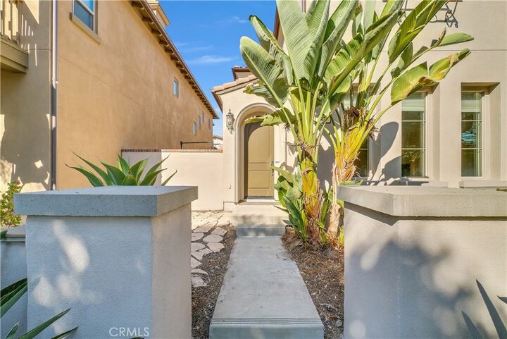 Property Photo: 93 Regal CA 92620