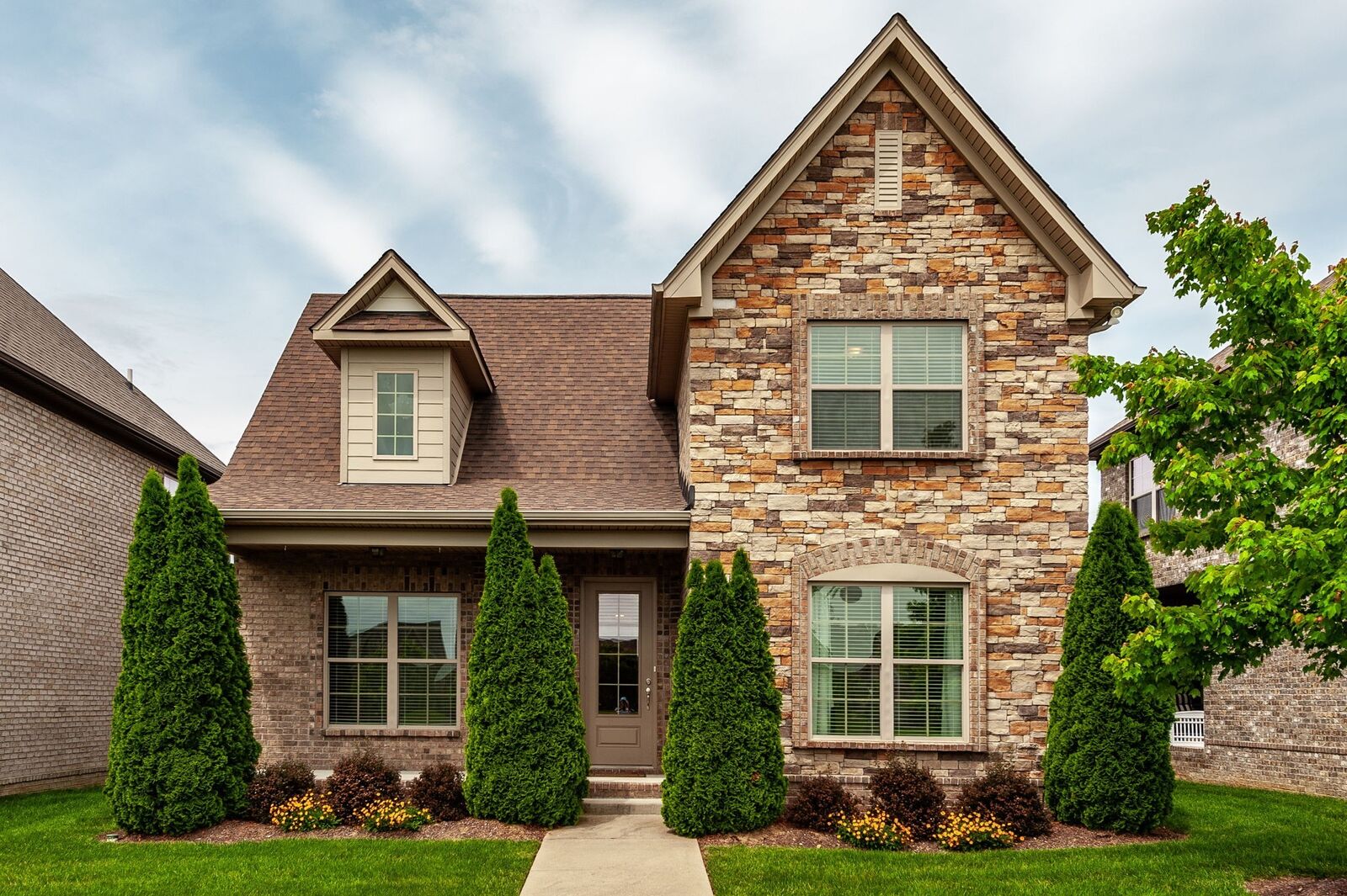 Property Photo:  1064 Ambling Way  TN 37066 