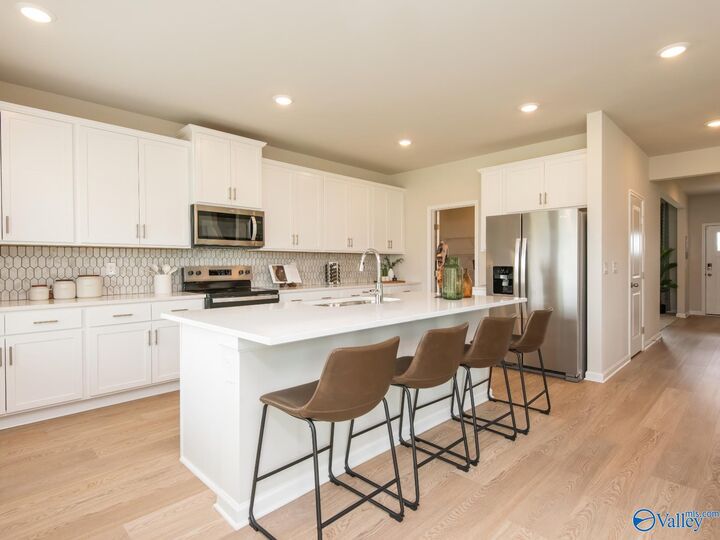 Property Photo: 87 Wilcot Road AL 35759