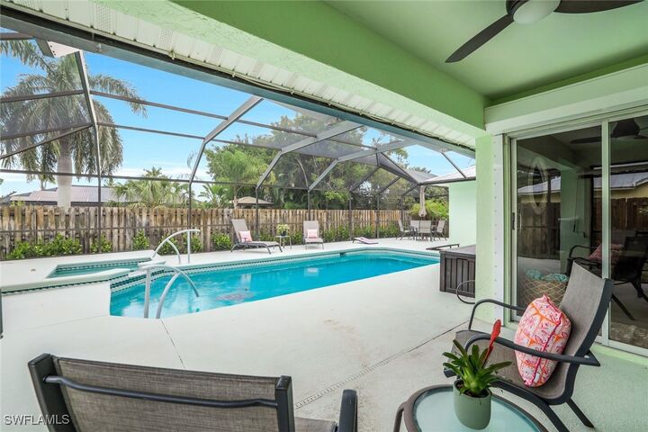 Property Photo:  45 Wickliffe Drive  FL 34110 