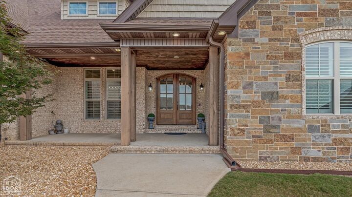 Property Photo:  2202 Chesapeake Cv  AR 72404 