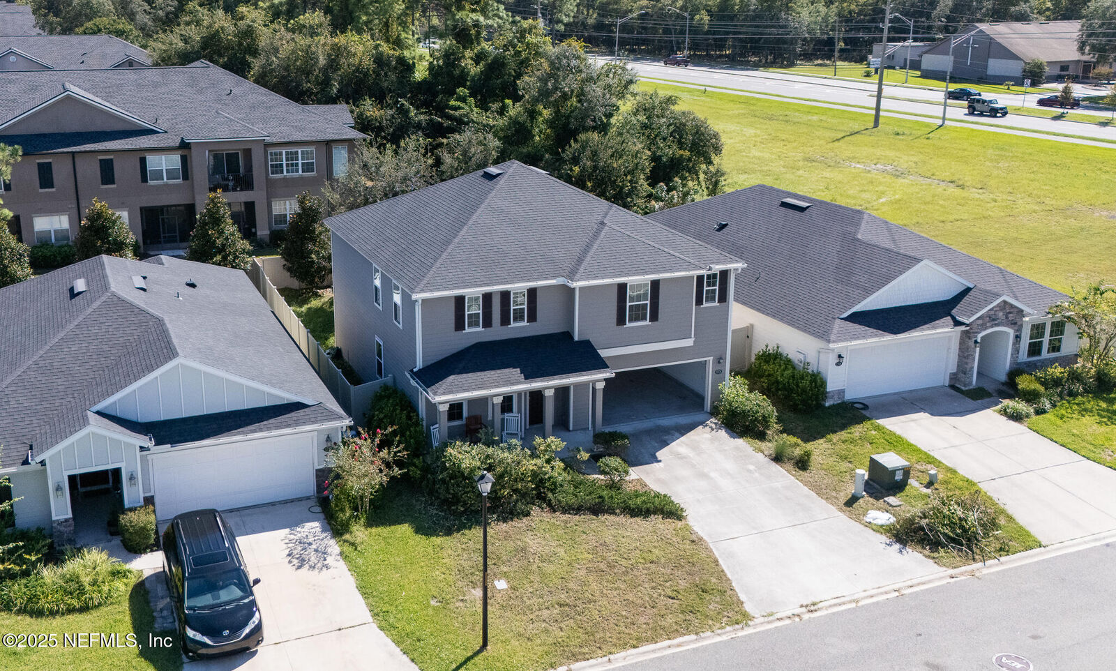 Property Photo: 12324 Golden Bell Drive FL 32225