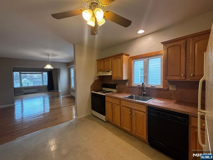 Property Photo:  436 Fern Avenue 2  NJ 07071 