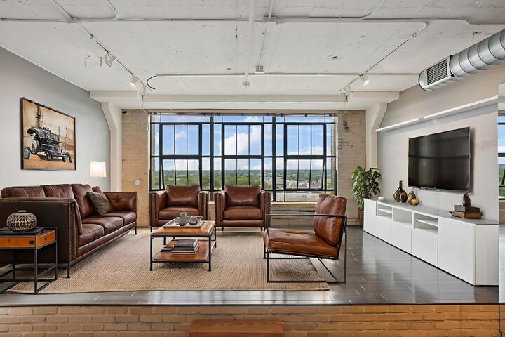 2929 Chicago Avenue 1002  Minneapolis MN 55407 photo