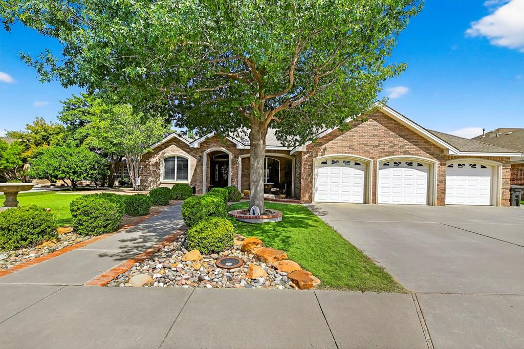 Property Photo: 1908 Fringewood Dr TX 79707