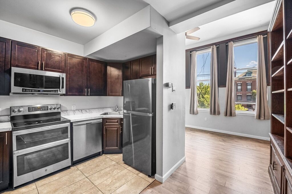 Property Photo:  48 Washington Ave 202  MA 02150 